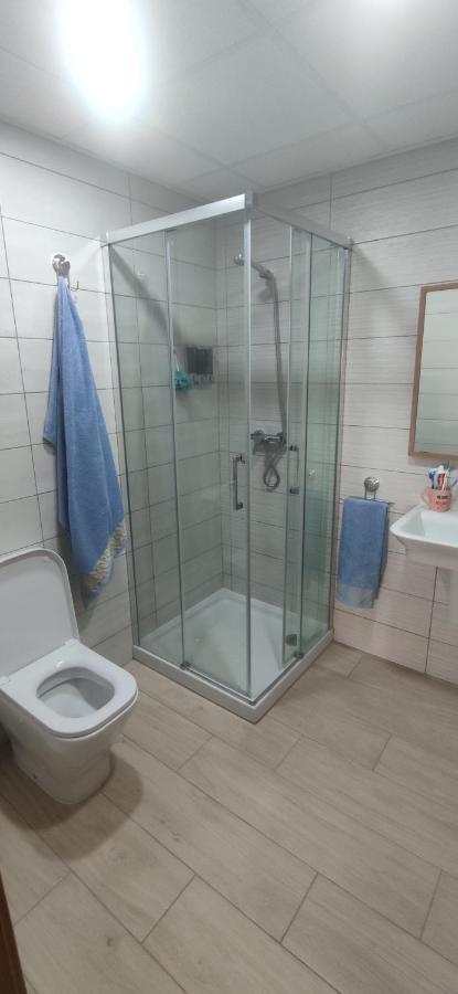 Se Alquila Habitacion Muy Luminosa Con Bano Privado En Apartamento Compartido Rincón de la Victoria Extérieur photo
