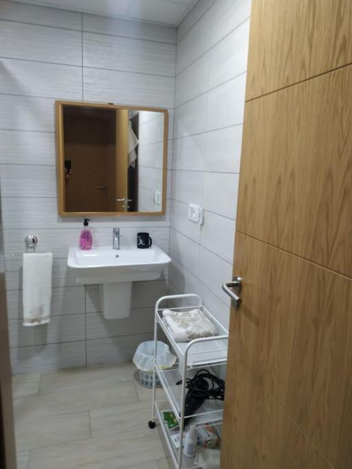 Se Alquila Habitacion Muy Luminosa Con Bano Privado En Apartamento Compartido Rincón de la Victoria Extérieur photo